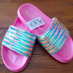 Flip sequin slides